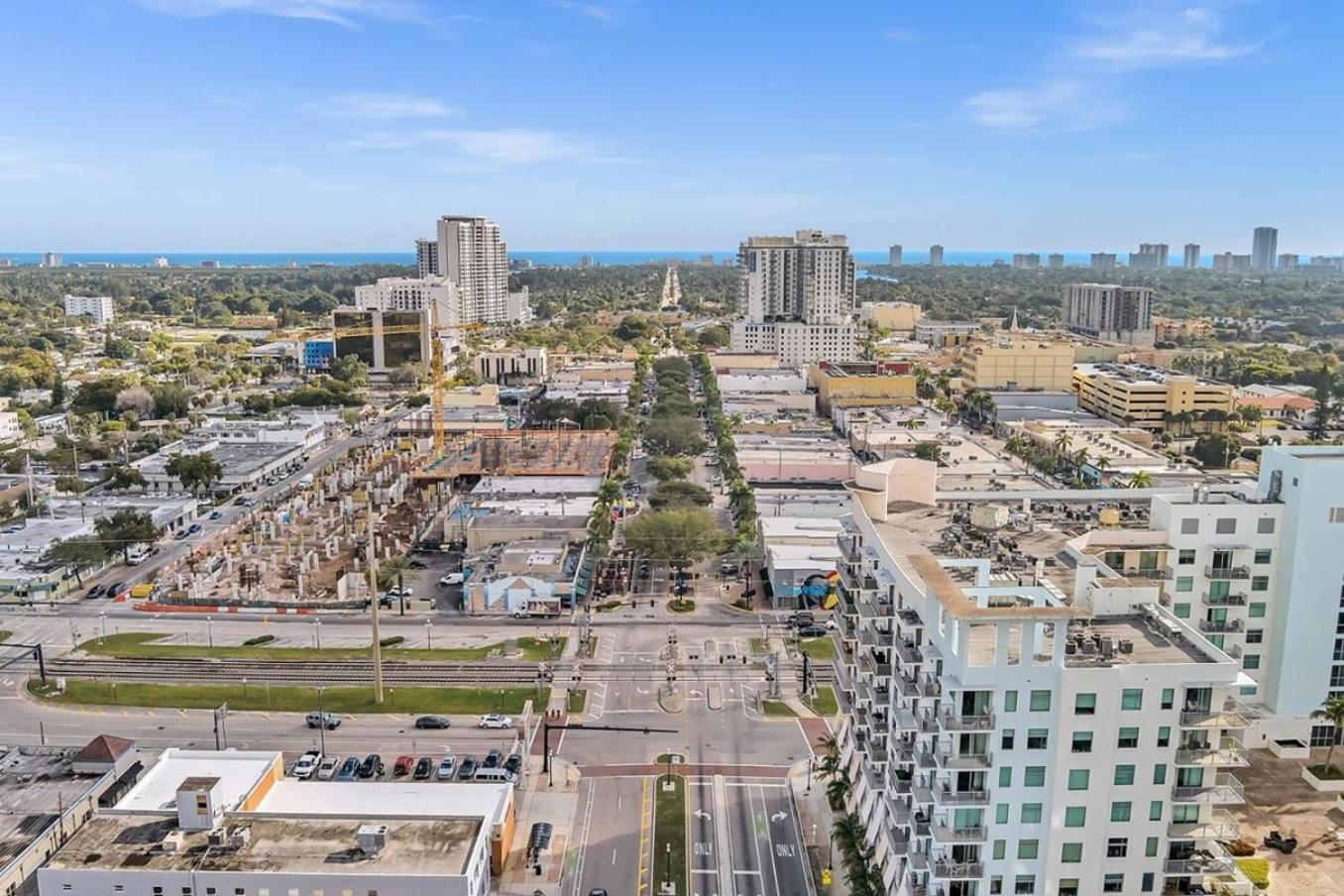 Large Studio Suite Close To Beach And Casino Db3 Dania Beach Exterior photo